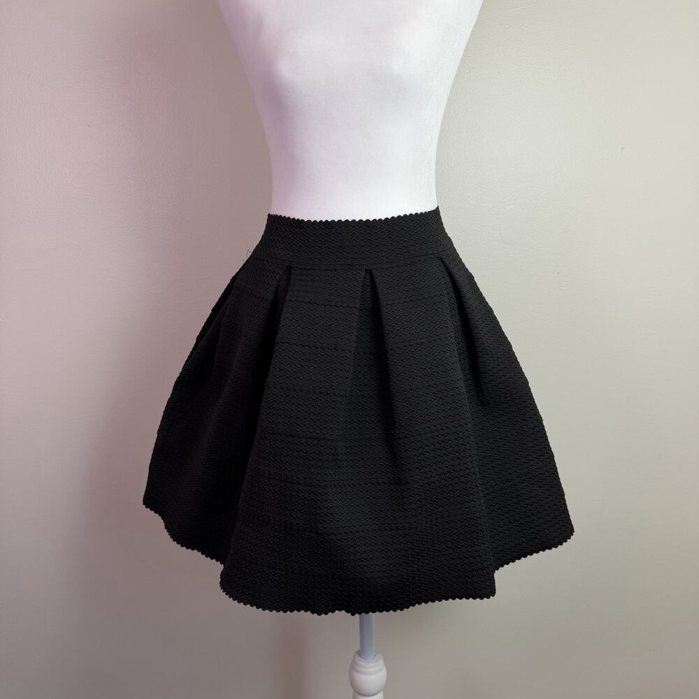 Express Skater Mini Skirt XS Black Structured Knit Flare Coquette Balletcore